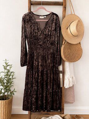 Belle Boho by Kim Gravel Brown Crushed Velvet Tiered Maxi Dress M